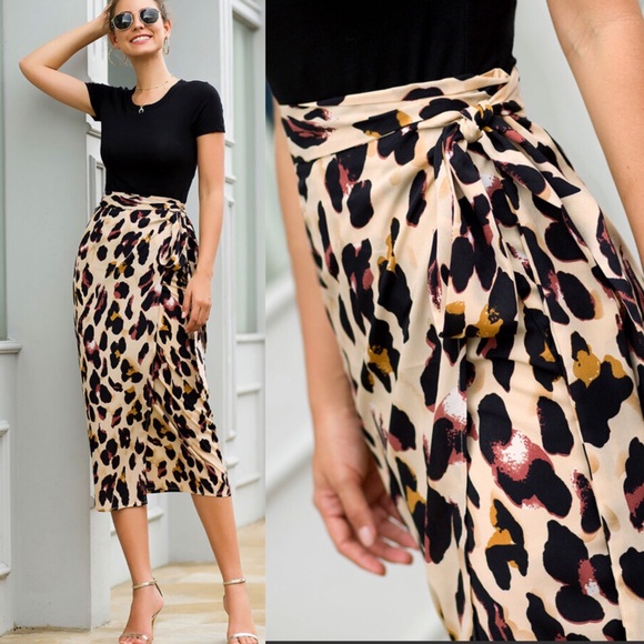 XENA leopard print midi skirt - Picture 3 of 3